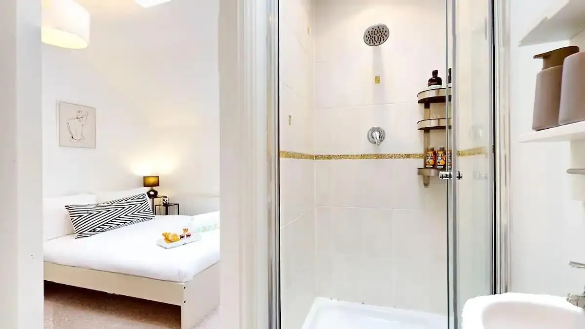 Large 2-Bed Apartment In 卡迪夫 0*,
