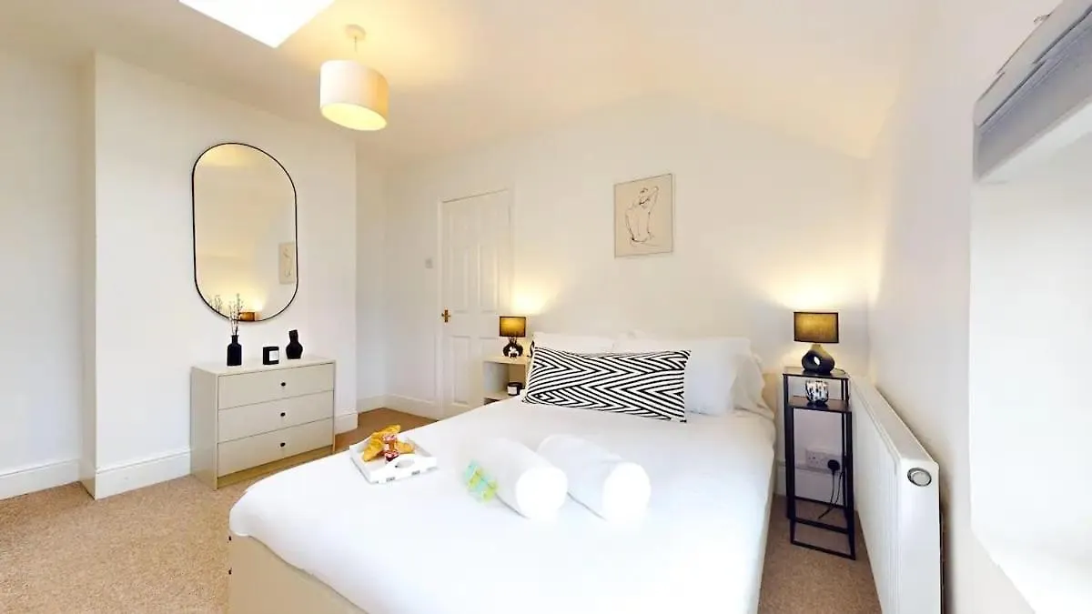 Large 2-Bed Apartment In 卡迪夫 0*,  英国